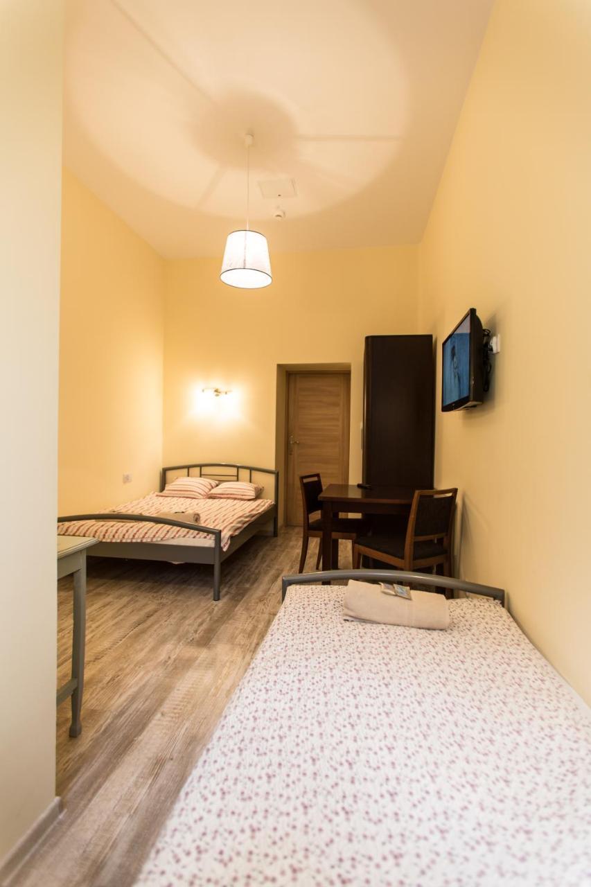 Puffa Hostel Lux Варшава Екстер'єр фото
