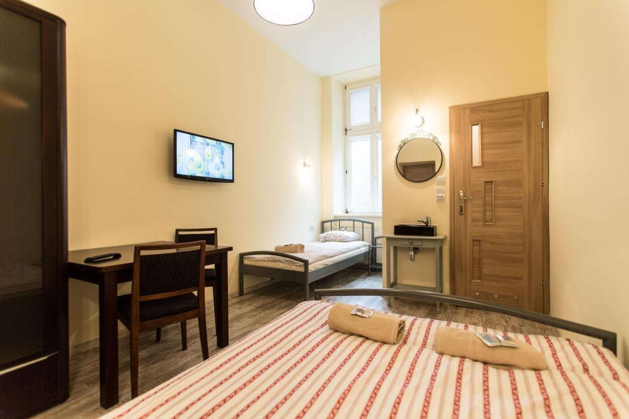 Puffa Hostel Lux Варшава Екстер'єр фото