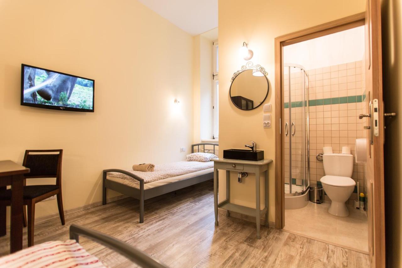 Puffa Hostel Lux Варшава Екстер'єр фото
