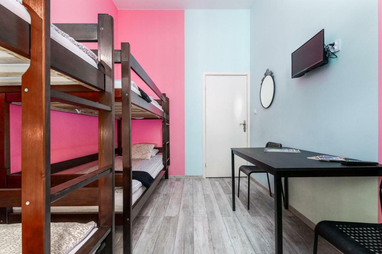Puffa Hostel Lux Варшава Екстер'єр фото